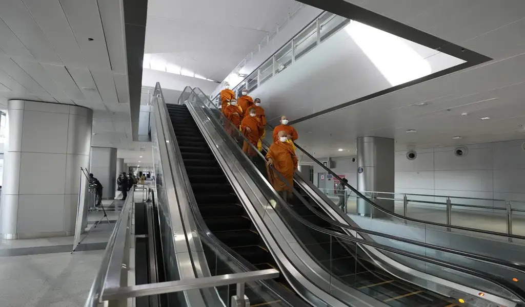 Bangkoks New Train Station Welc