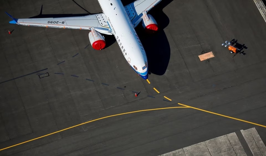 Boeing 737 MAX Launches 1st Dome 1