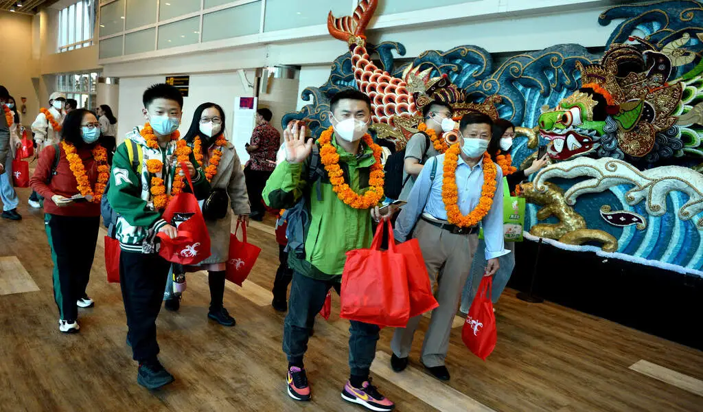 China domestic Tourism doubled During the Lunar New Year as COVID Curbs End