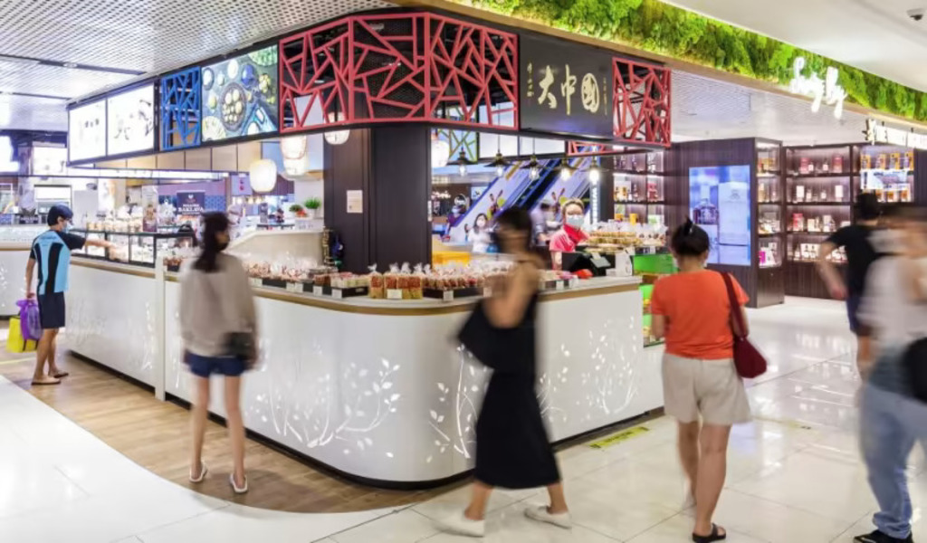 HKs Buys 2 Singapore Shopping M 1