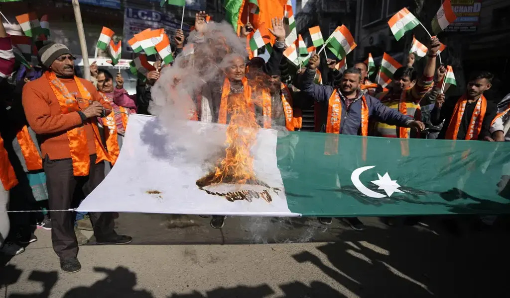 Kashmir Village Attack Kills 6 People, Including 2 Children