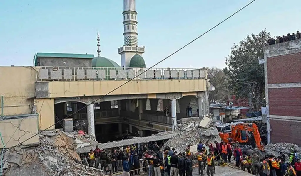 Pakistan mosque suicide bombing