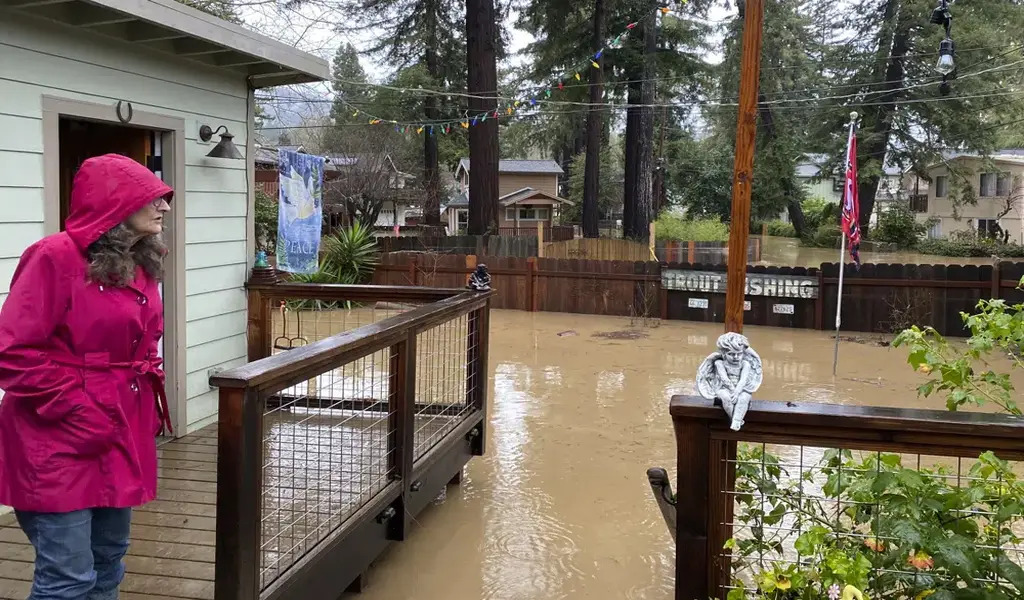 Storms In California Continue To 4 1