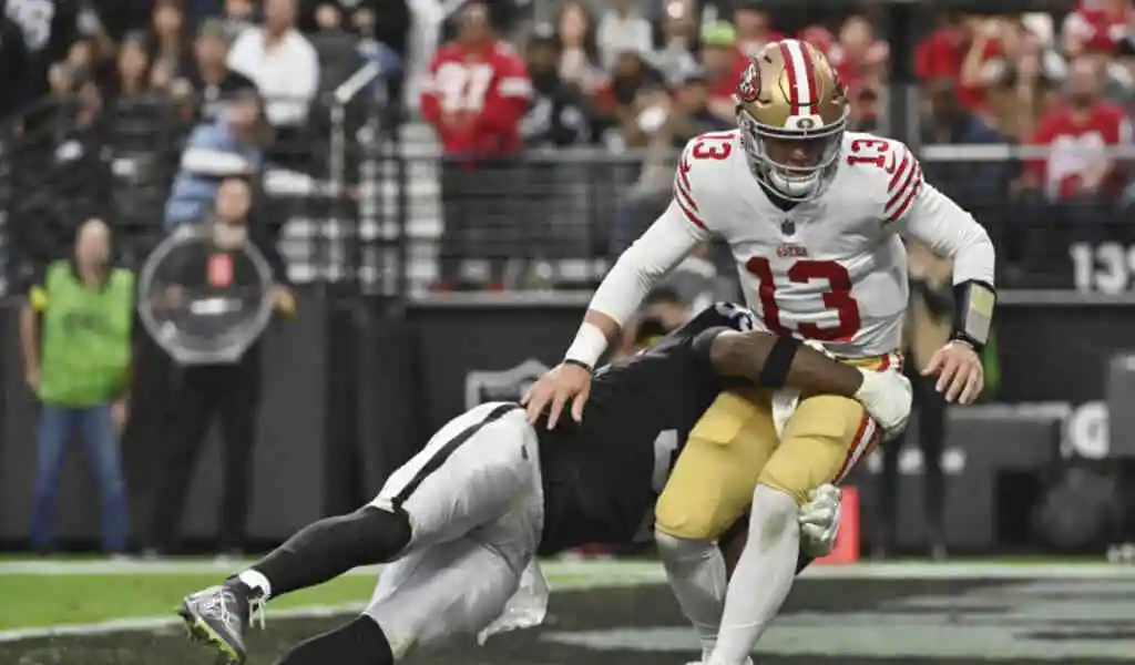 49ers' OT Game-Winner Eliminates Raiders From Playoff Contention