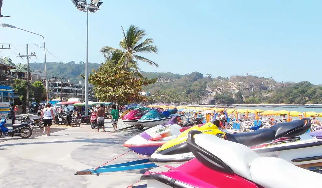 illegal Jet Skis and Parasail Boats Return to Phuket’s Surin Beach