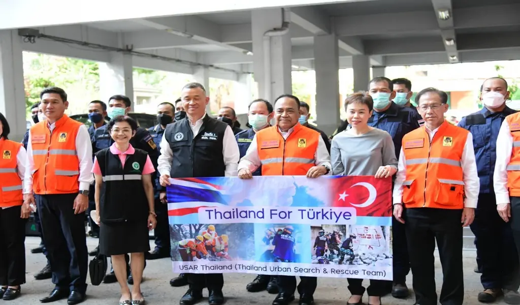 42 Thai Rescue Workers Leave Bangkok for Rescue and Relief Operations in Turkey