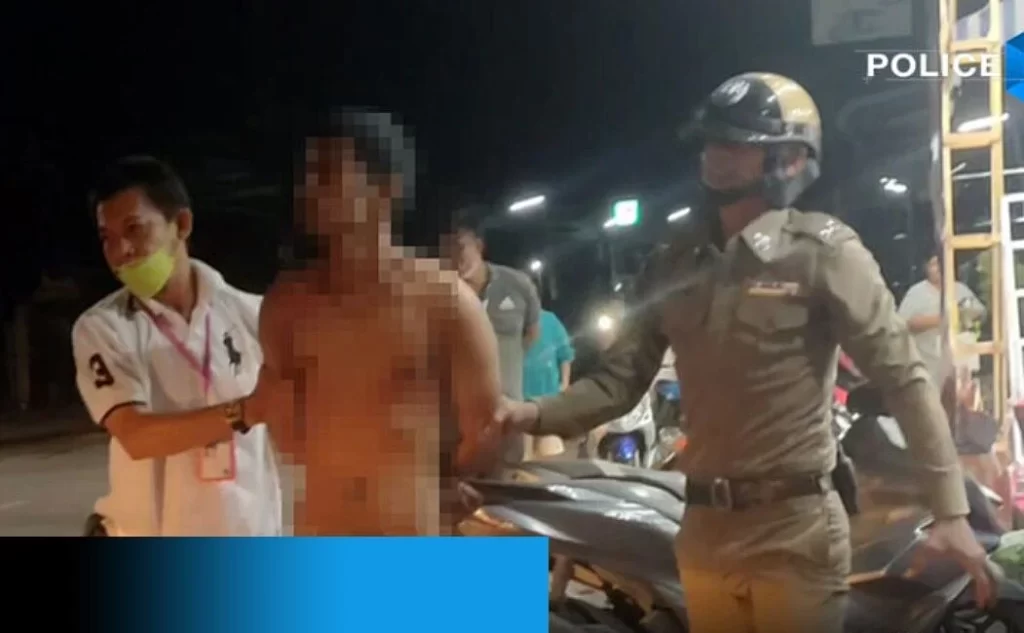 A naked Arabic man was arrested in Ratchaburi shop