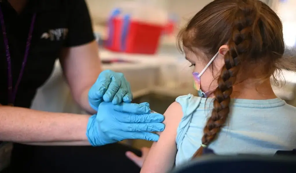 California Schools No Longer Mandate COVID vaccines