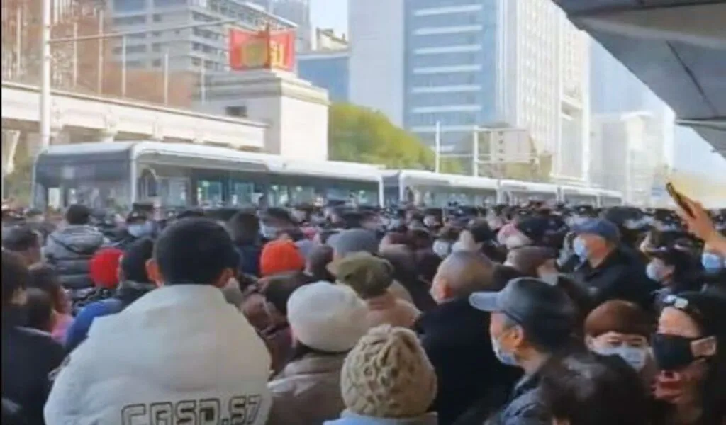 Crowds of Retirees in China have Again taken to the Streets to Protest Over Slashed Health Benefits