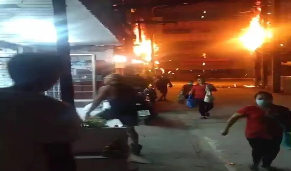 Electrical fire Broke Out in Front of a Pattaya Massage Parlor, No injuries were Reported