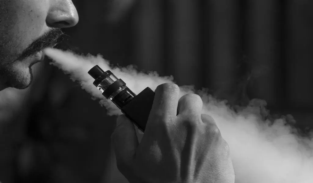 Experts Argue that Vaping and E-cigarettes Should Remain illegal in Thailand