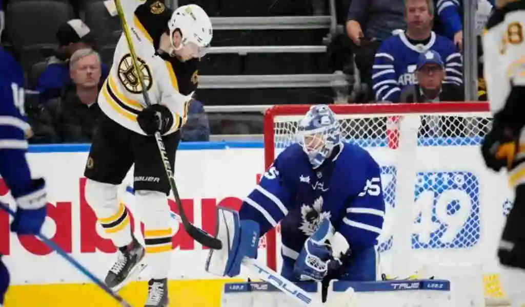 Bruins Snap a 3-Game Losing Streak Against The Maple Leafs