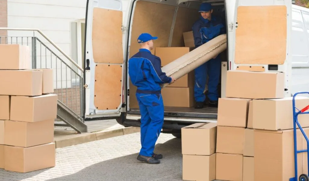 Selecting Long Distance Moving Company That Is Right for You