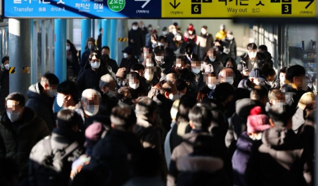 Seoul delays subway bus fare hi 1