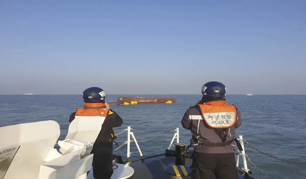 South Korean fishing boat capsiz 1