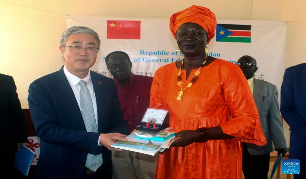 South Sudan receives over 300,000 printed school textbooks from China