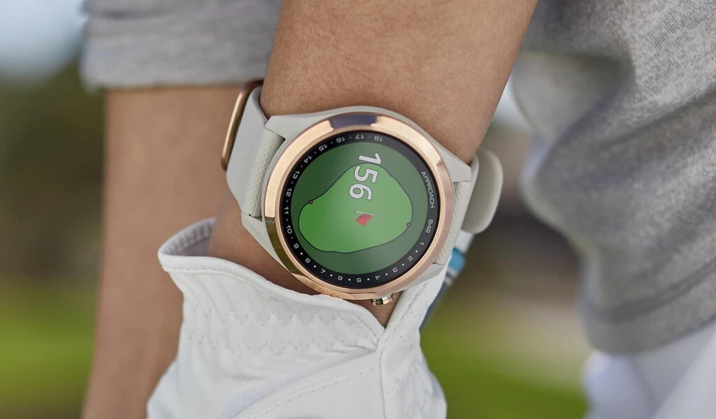 What Are The Best Features Of Golf GPS Watches?