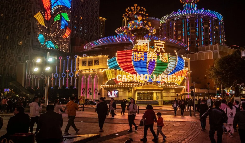 World's biggest Gambling hub Macau Drops COVID Mask Requirements for Most Locations