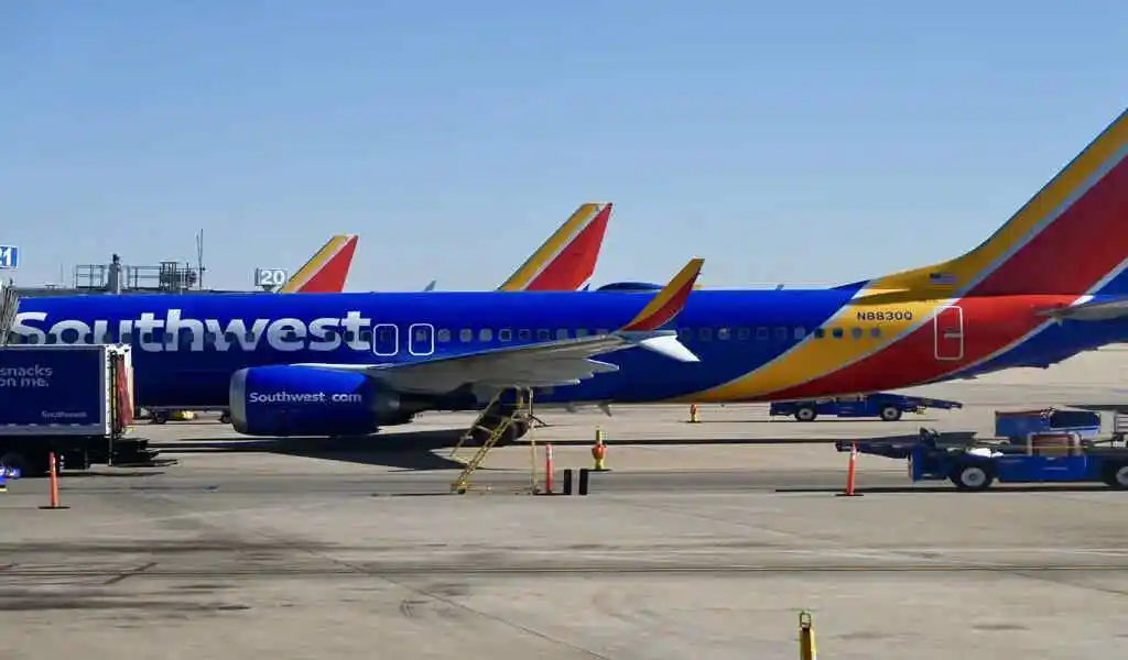 Southwest Airlines And FedEx Avoid Major Aviation Disaster In The United States
