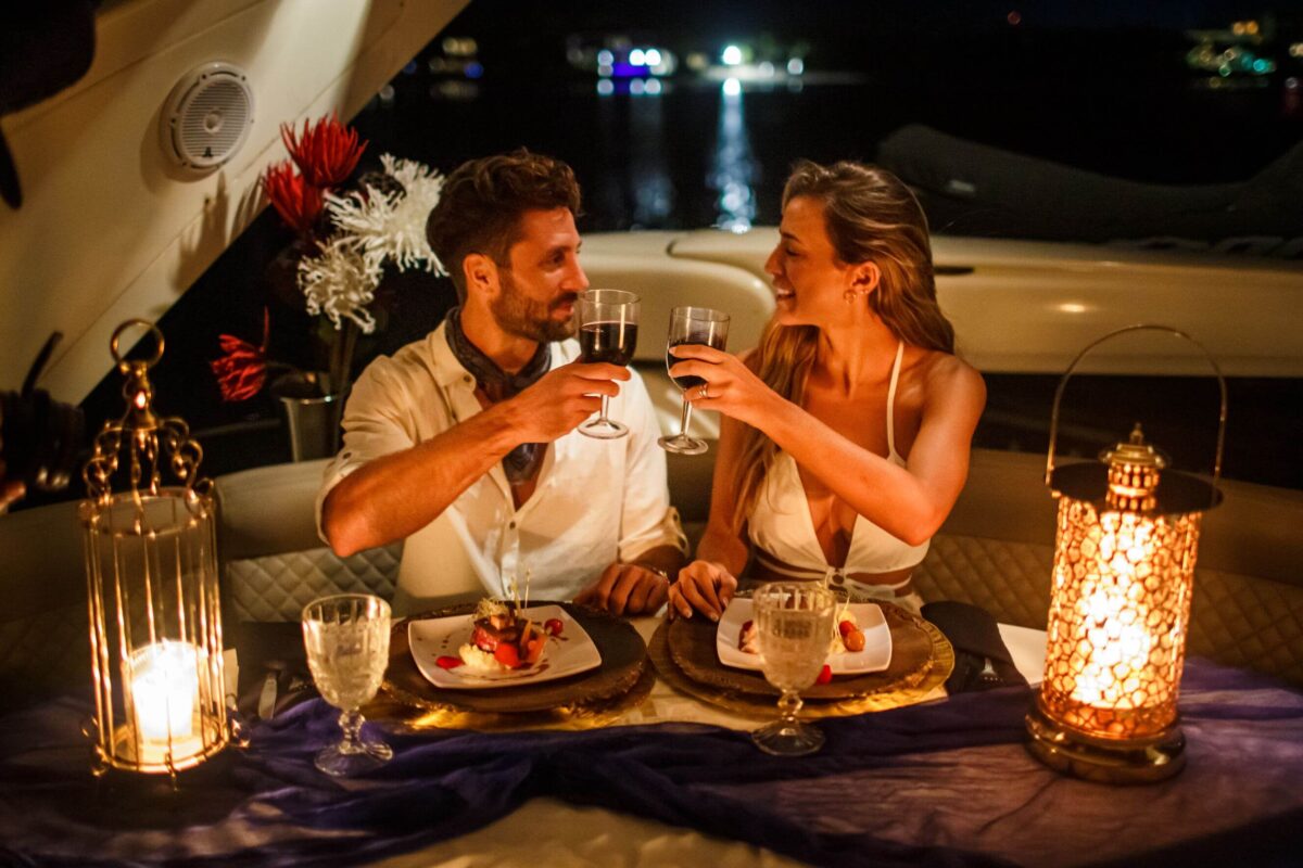 Yachting in the Night a Spectacular Romantic Idea