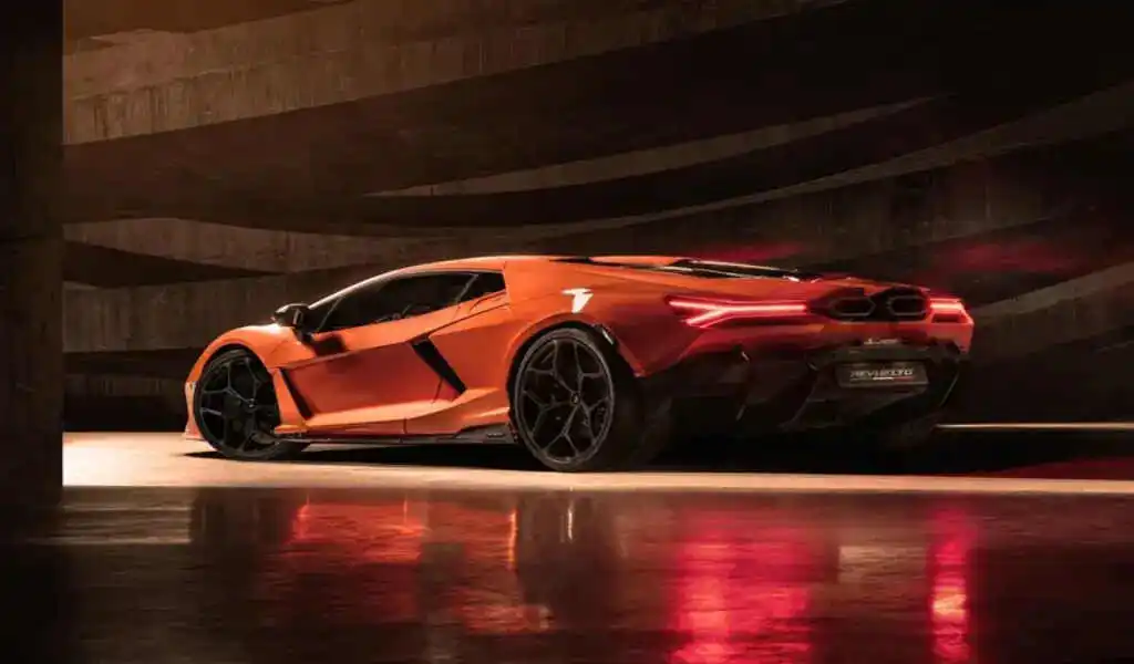 2024 Lamborghini Revuelto Will Be Powered By a 1000-HP Hybrid Engine