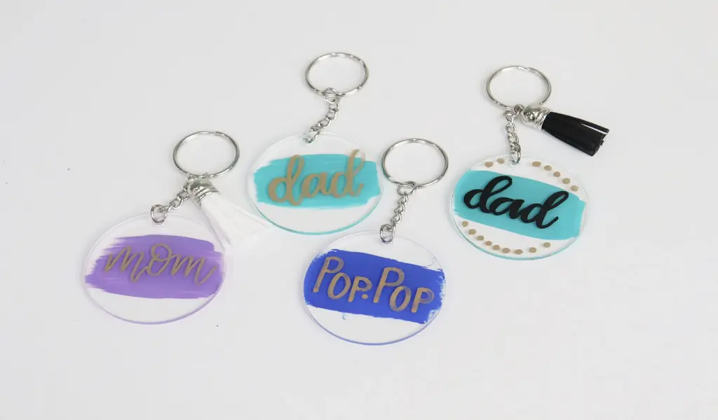 Reasons You Should Use Acrylic Keychains for Your Keys