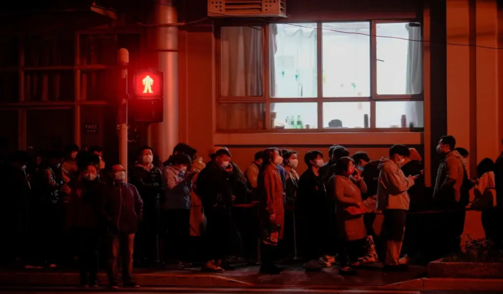 Shanghai's Population Falls in 2022 Due to COVID-19 Lockdowns Official Data