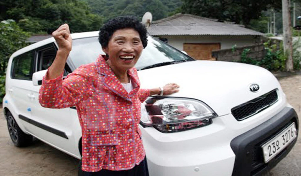 South Korean Woman Finally Passes Driver's Licence Test After 960 Attempts