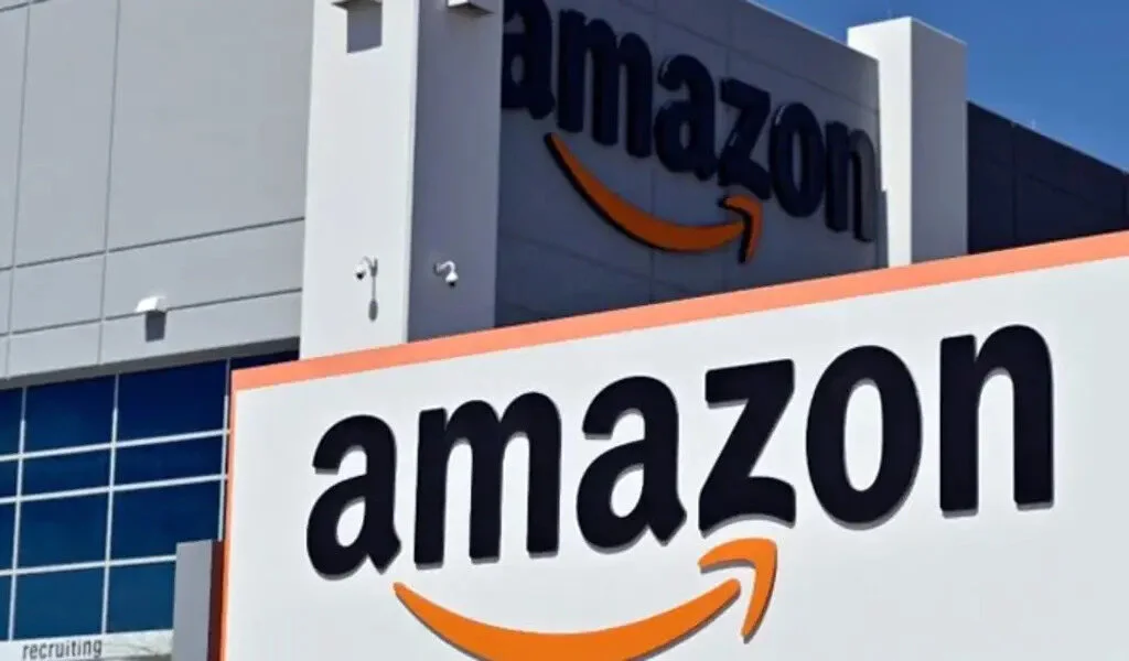 Cloud Worries Send Amazon Stock Down Despite Earnings Beat