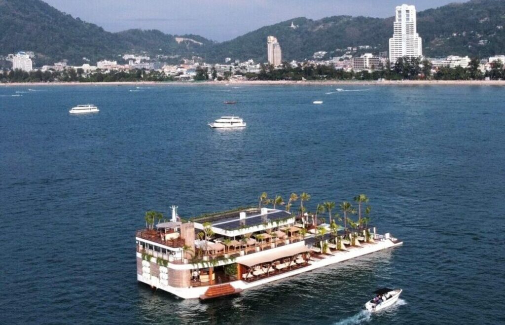 Floating Beach Club in Phuket