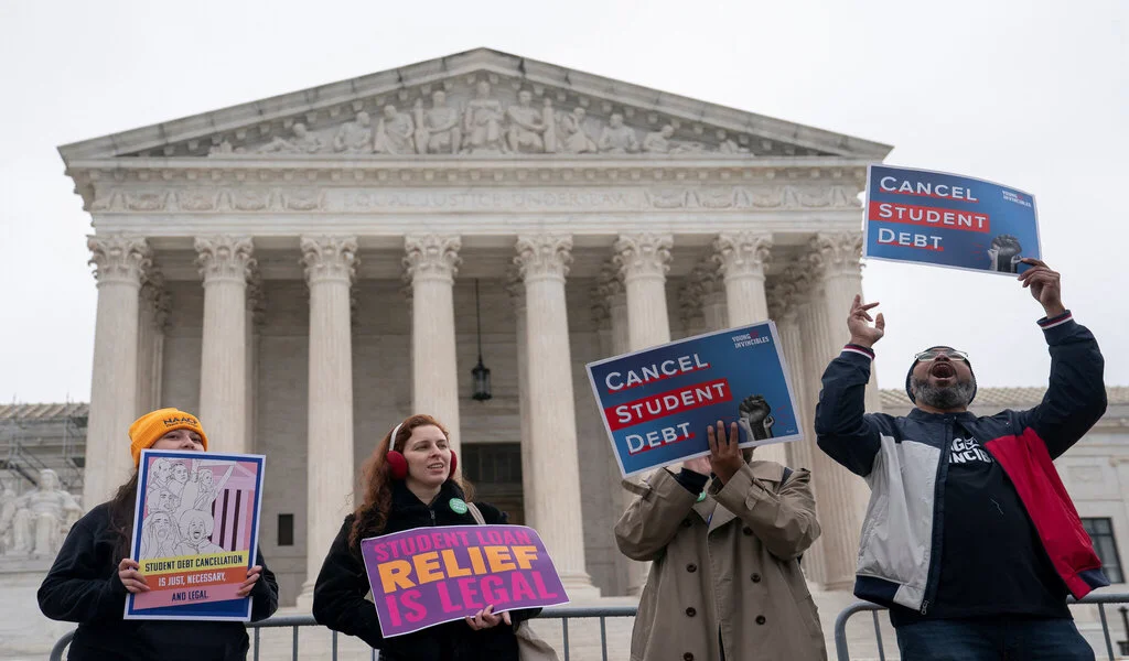 Supreme Court Declined to Block $6 Billion Student Loan Settlement