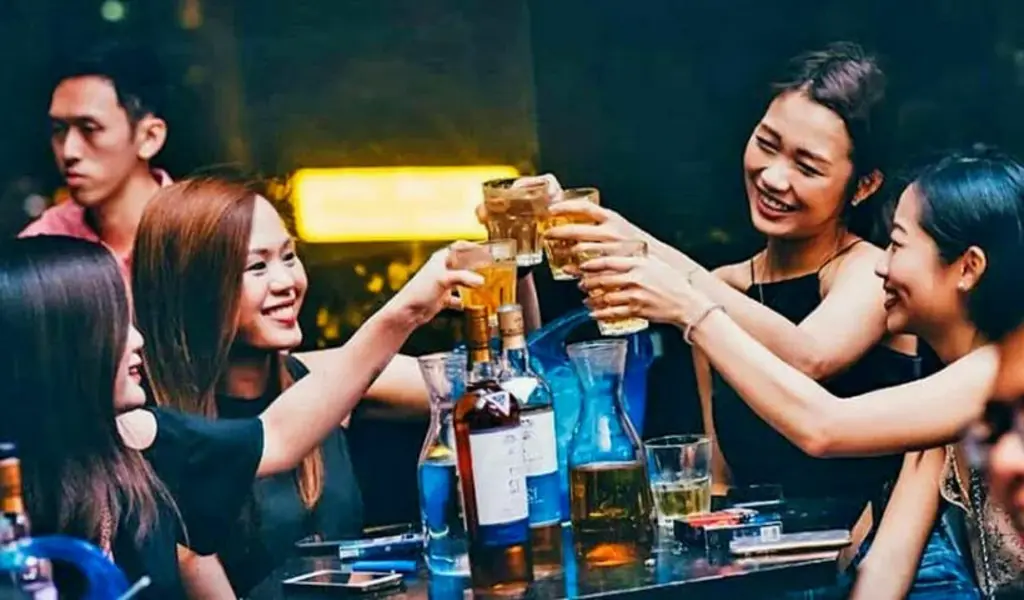 Thailand Implements Alcohol Ban During Early Voting and Election Day; Violators to Face Harsh Penalties