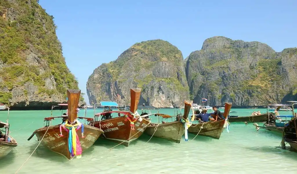 Thailand's E-ticket System Earns Million Baht Daily from Phi-Phi Island Tourists