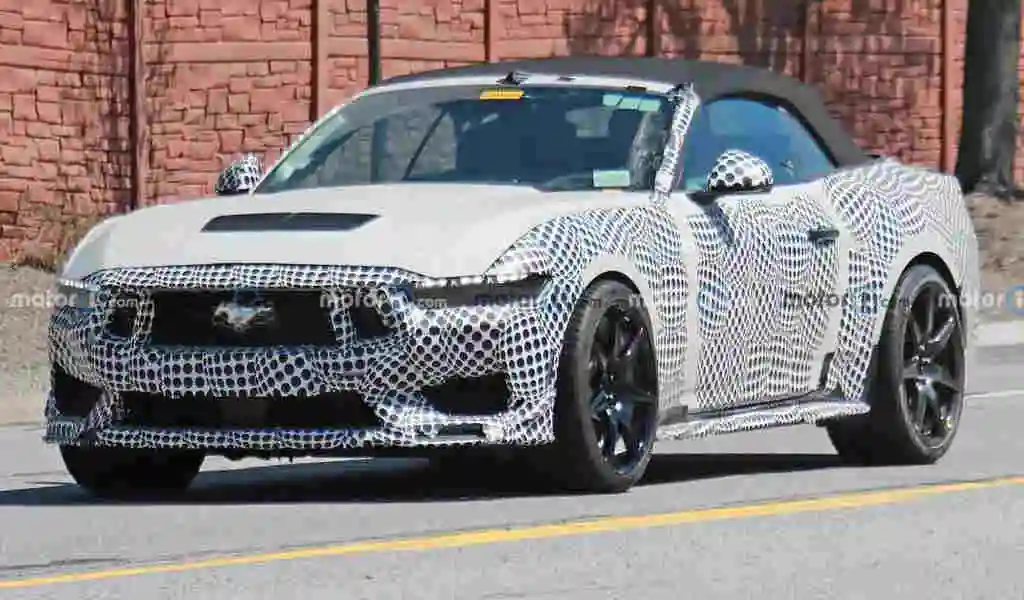 First Spy Shots Of Ford Mustang Shelby GT500 Development Vehicle