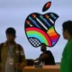 News On Apple Stock Earnings: AAPL Gains 2% On Earnings Beat, Buyback Policy