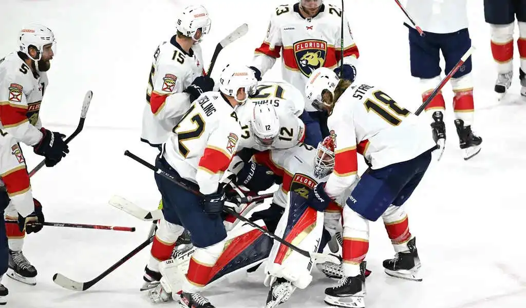 3-2 Florida Panthers Win 6th-Longest NHL Game In History