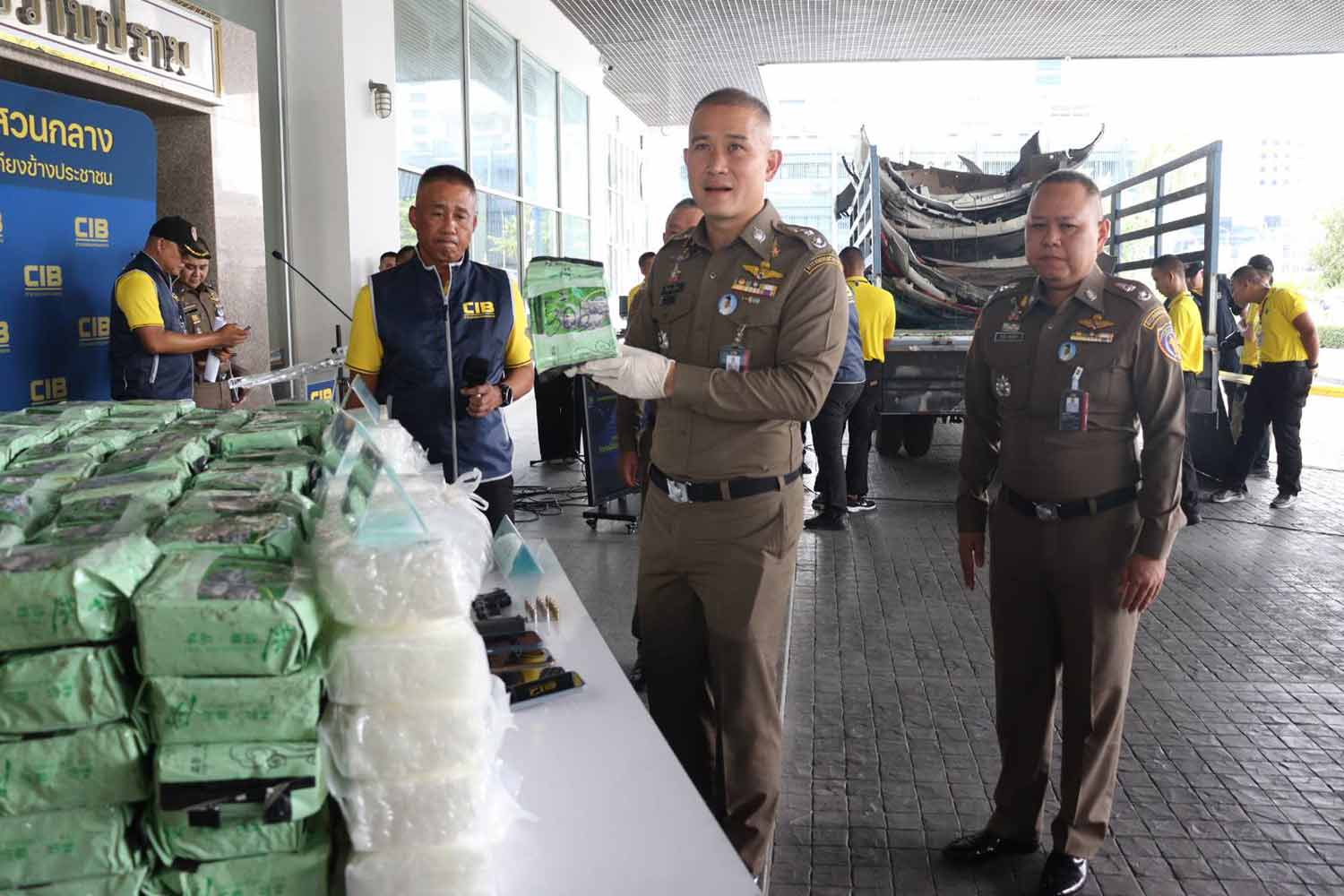 Police Seize 650Kg of Crystal Meth, 12 Arrested in Central Thailand