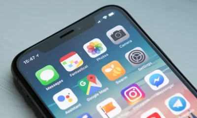 how to hide apps on iPhone