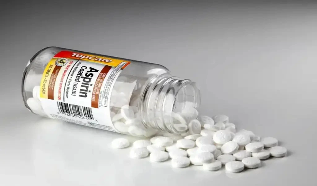 Aspirin's Sneaky 20% Anemia Risk Sneaks Up On The Elderly