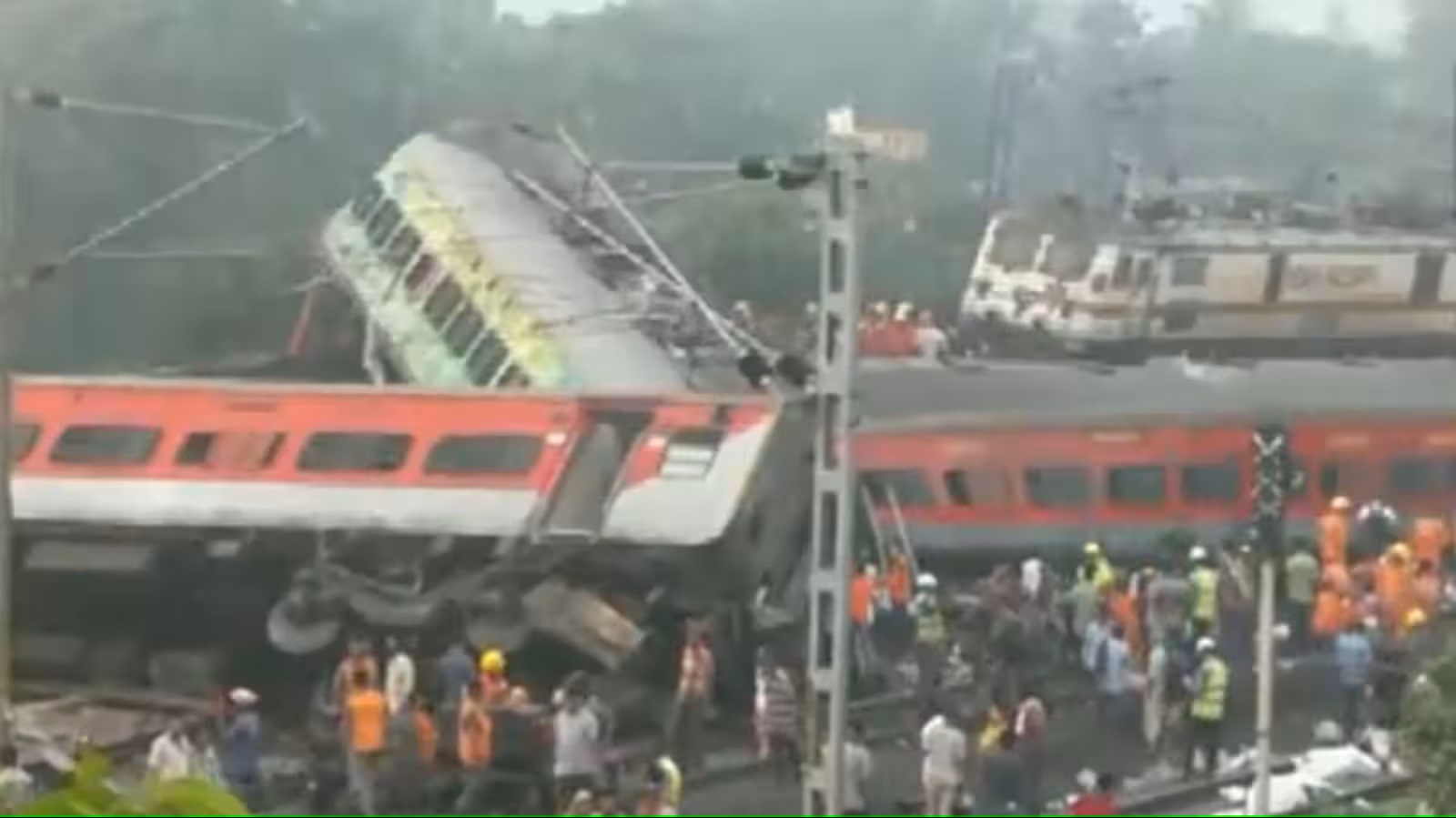 Passenger Train Crash in India Leaves 28 Dead, 300 Injured