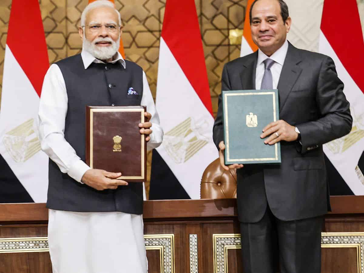 Prime Minister Narendra Modi and Eqyptian President Abdel Fattah El Sisi