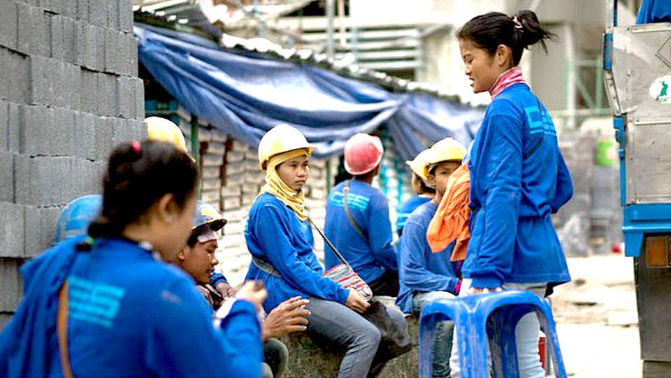 Thailand agrees work permit easing to address labour shortages BK 25.06.12 w