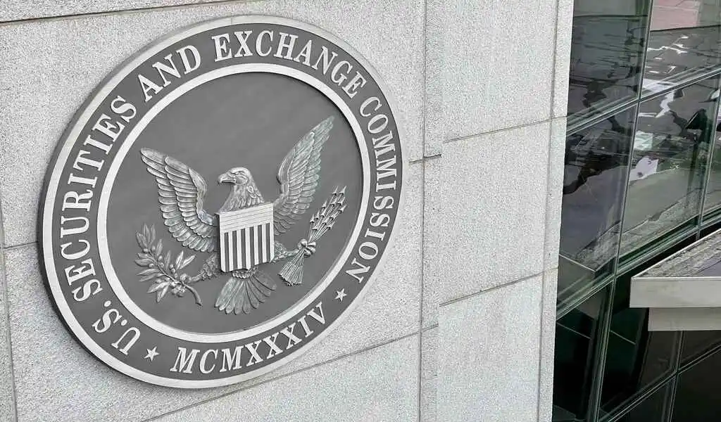 First Bitcoin ETF Approved By The Securities And Exchange Commission With EVERAGE