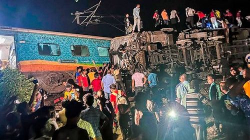 Passenger Train Crash in India Leaves 28 Dead, 300 Injured