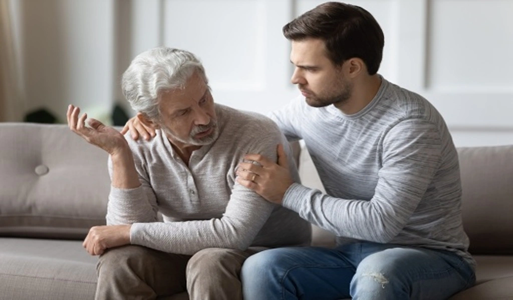 4 Possible Causes of an Aging Parent’s Behavioral Changes