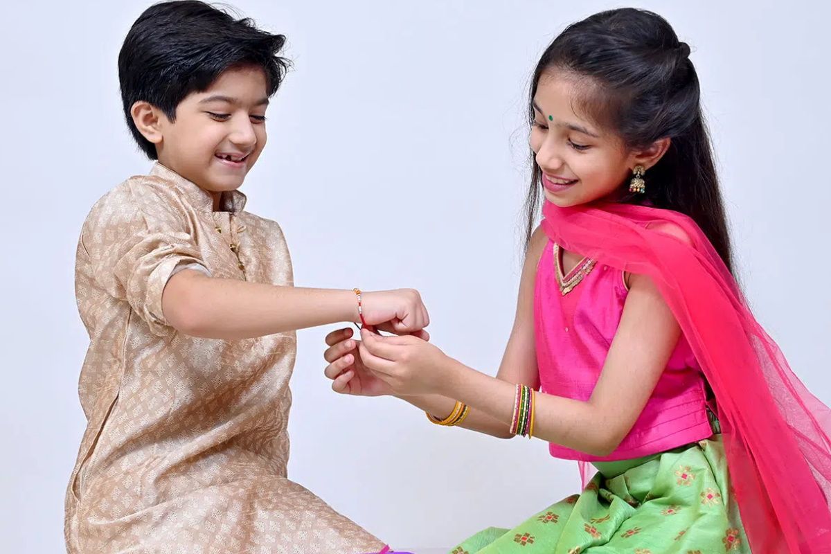 Brother and Sister Duos Can Relate to During Raksha Bandhan, Rakhi