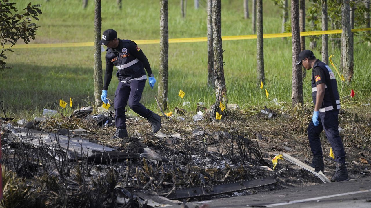 Plane Crashes on Four-Lane Highway Killing 10 in Malaysia