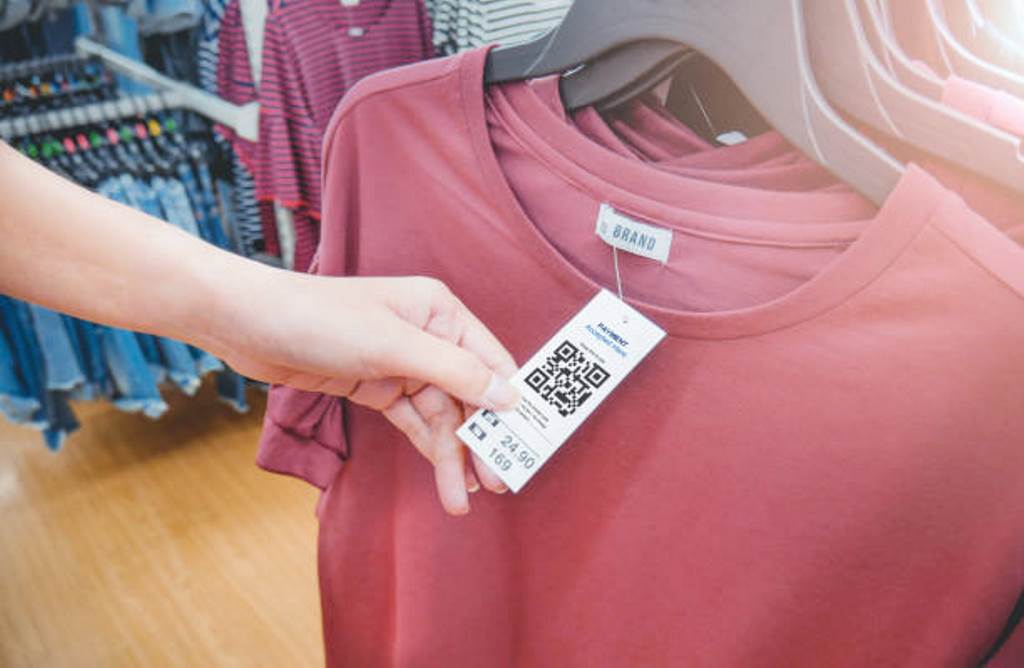 Custom Hang Tags Your Key to Smart Shareable Branding
