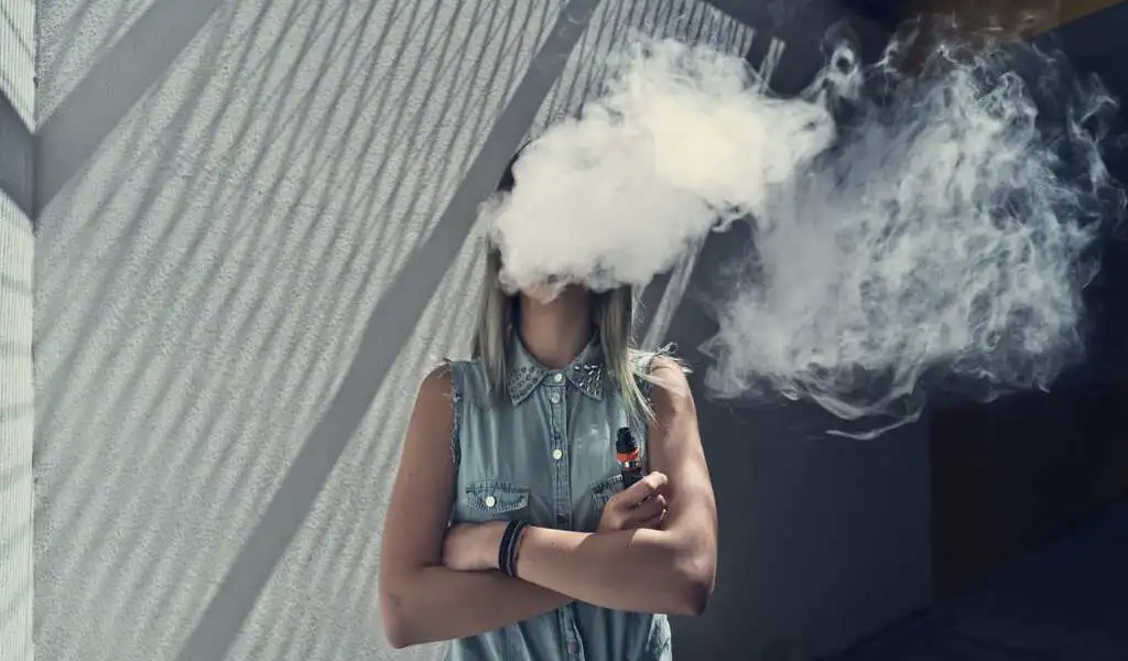 Teen Smoking: Why Do They Do It? Study Finds Bad Brain Development.