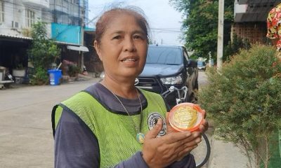 Street Cleaner in Thailand Praised for Returning US$5600 in Gold